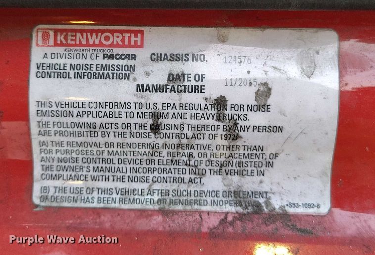 image for item YA1622 2016 Kenworth  T880 semi truck