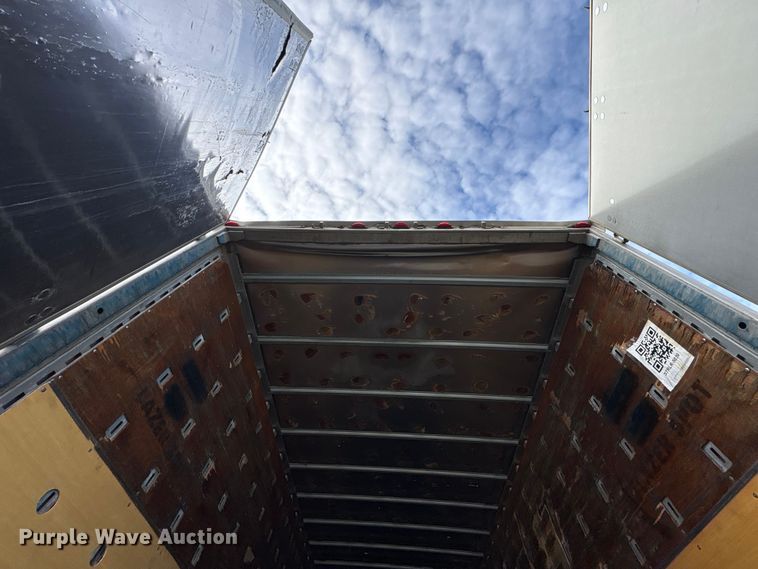 image for item YA1637 2005 Utility VS2DC dry van trailer