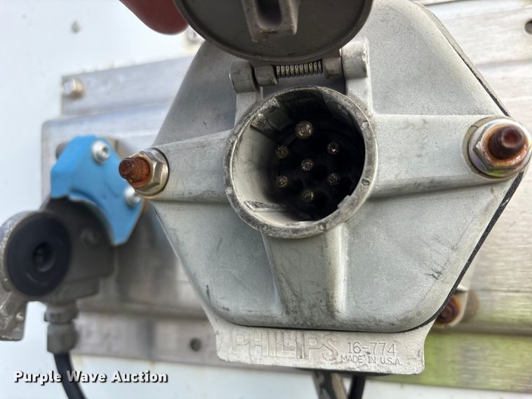 image for item YA1638 2007 Great Dane 7311TP-SAL dry van trailer