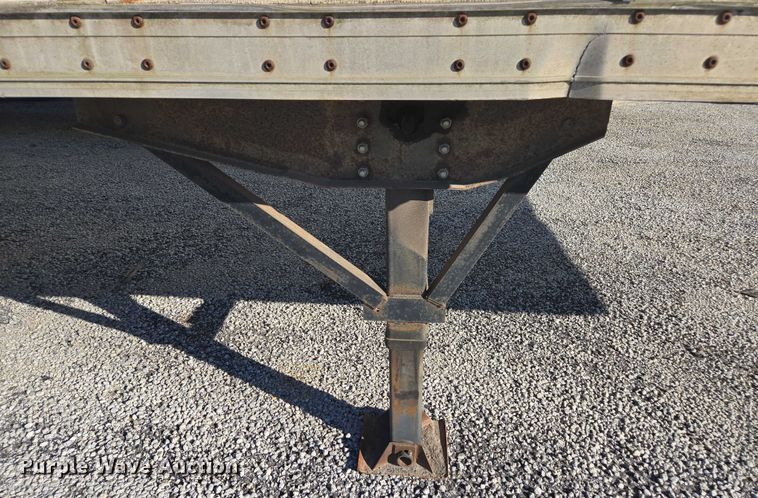 image for item YA1671 2000 Wabash DVCVHPC dry van trailer