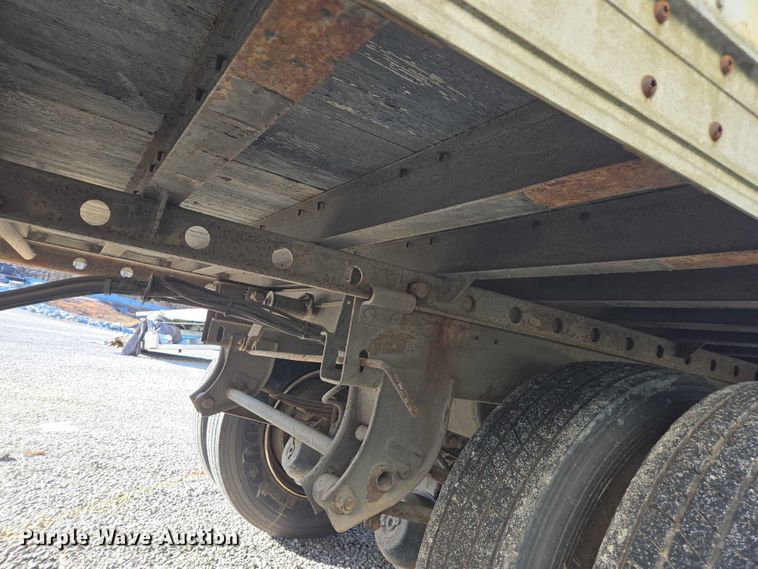 image for item YA1671 2000 Wabash DVCVHPC dry van trailer