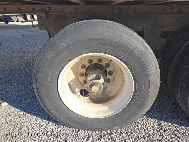 image for item YA1671 2000 Wabash DVCVHPC dry van trailer