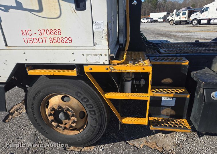 image for item YA1697 2013 Kalmar Ottawa yard truck