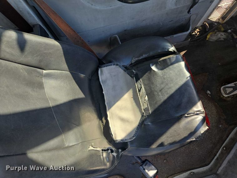 image for item YA1697 2013 Kalmar Ottawa yard truck