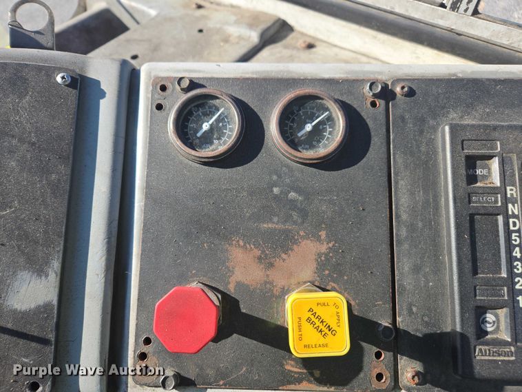 image for item YA1697 2013 Kalmar Ottawa yard truck