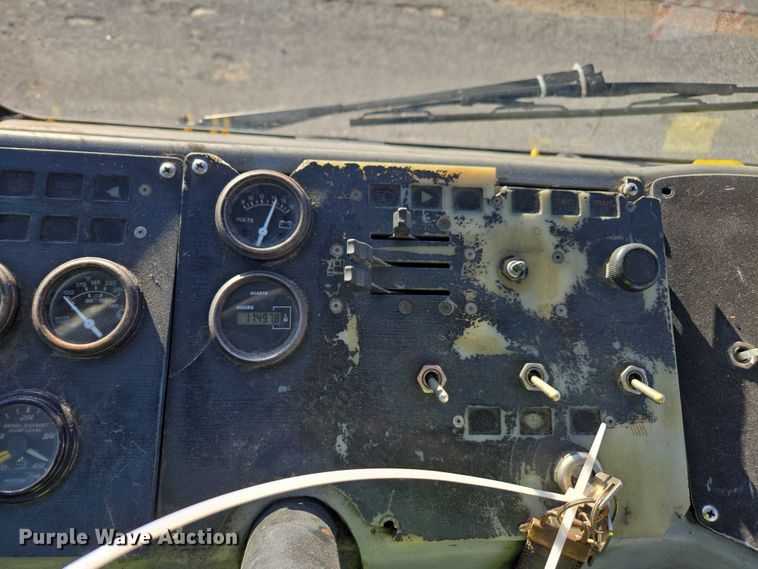 image for item YA1697 2013 Kalmar Ottawa yard truck