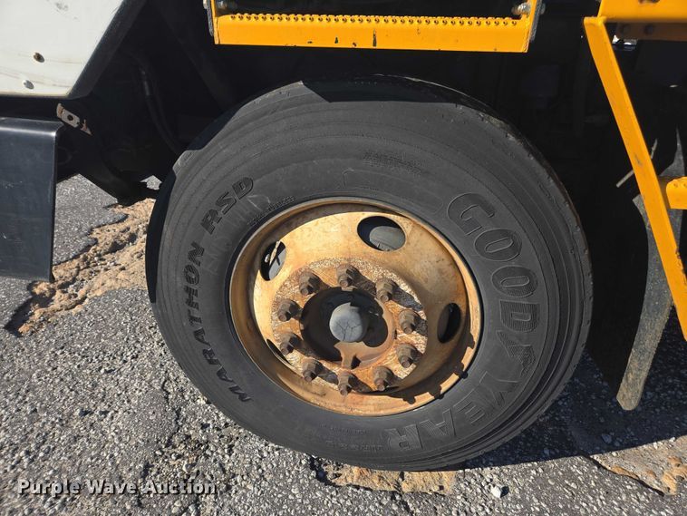 image for item YA1697 2013 Kalmar Ottawa yard truck