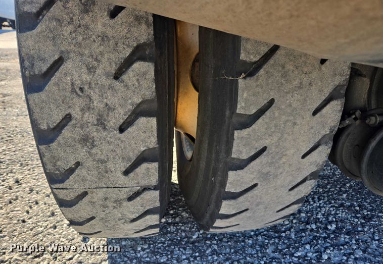 image for item YA1697 2013 Kalmar Ottawa yard truck