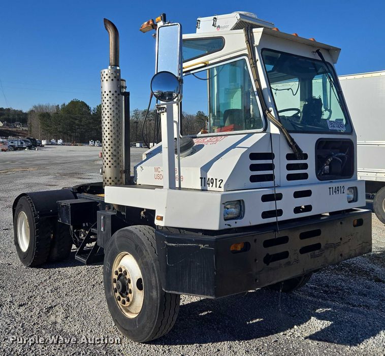 image for item YA1698 2004 Capacity TJ5000 yard truck