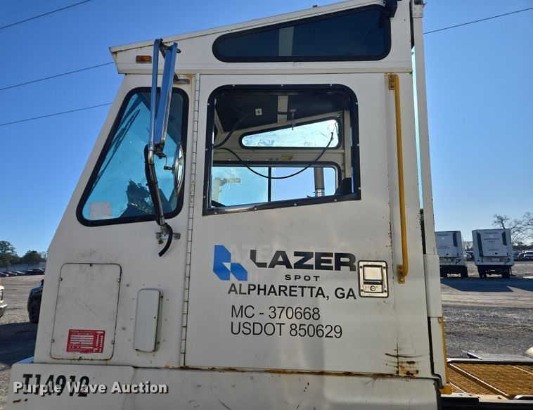 image for item YA1698 2004 Capacity TJ5000 yard truck