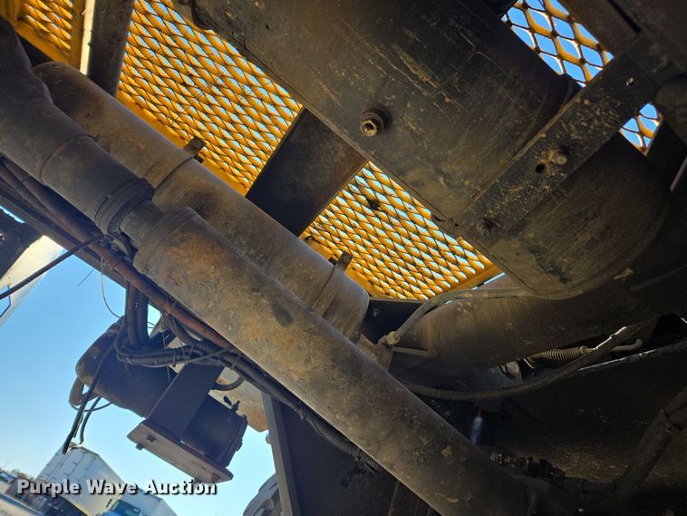 image for item YA1698 2004 Capacity TJ5000 yard truck