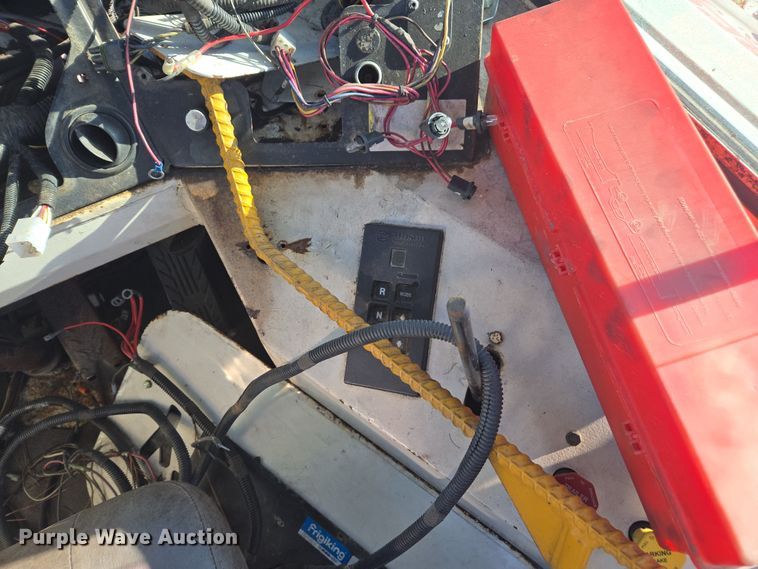 image for item YA1698 2004 Capacity TJ5000 yard truck