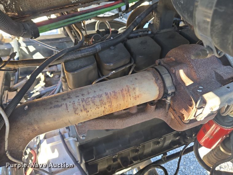 image for item YA1698 2004 Capacity TJ5000 yard truck