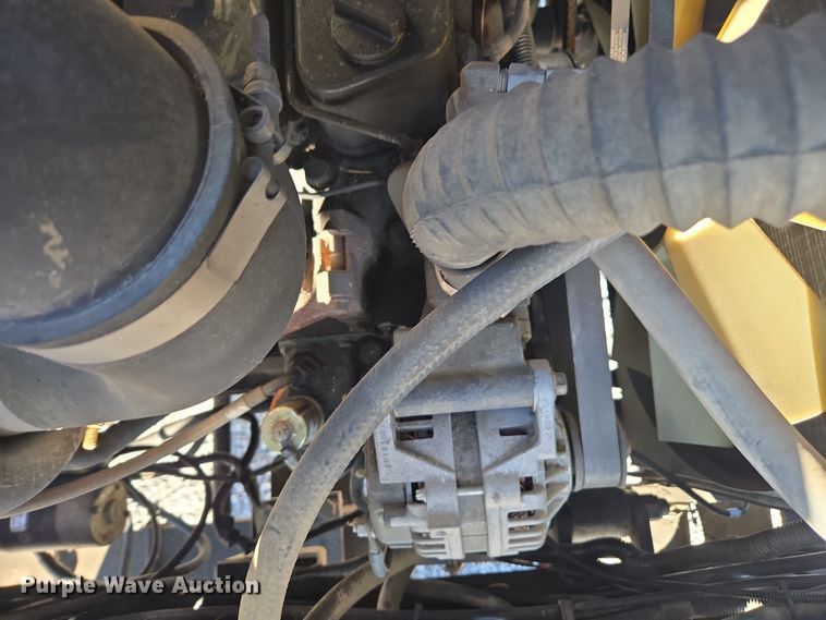 image for item YA1698 2004 Capacity TJ5000 yard truck