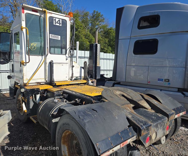 image for item YA1702 2008 Kalmar Ottawa yard truck