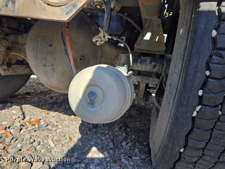 image for item YA1702 2008 Kalmar Ottawa yard truck