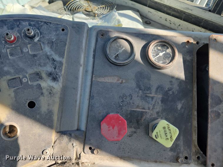 image for item YA1702 2008 Kalmar Ottawa yard truck