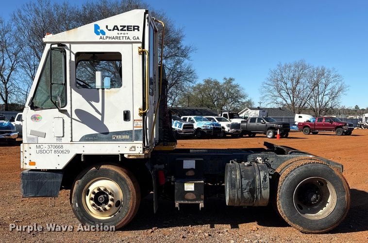 image for item YA1709 2012 Kalmar Ottawa yard truck