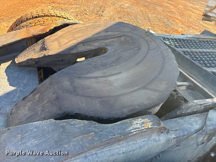 image for item YA1709 2012 Kalmar Ottawa yard truck