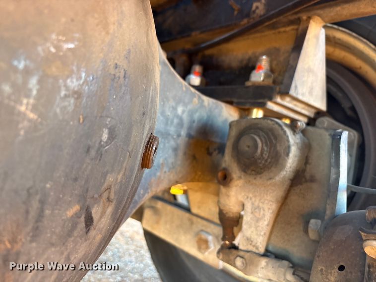 image for item YA1709 2012 Kalmar Ottawa yard truck