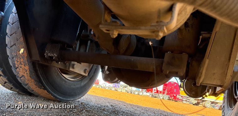 image for item YA1709 2012 Kalmar Ottawa yard truck