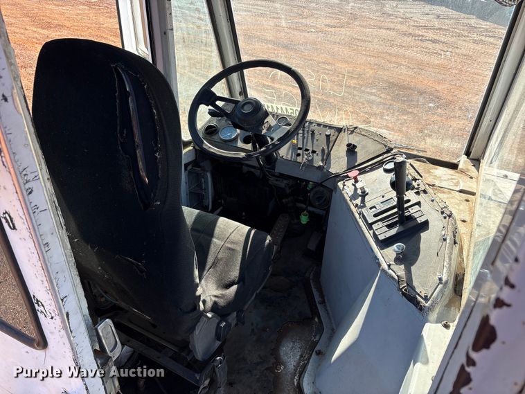 image for item YA1709 2012 Kalmar Ottawa yard truck