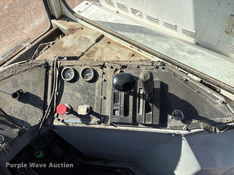 image for item YA1709 2012 Kalmar Ottawa yard truck