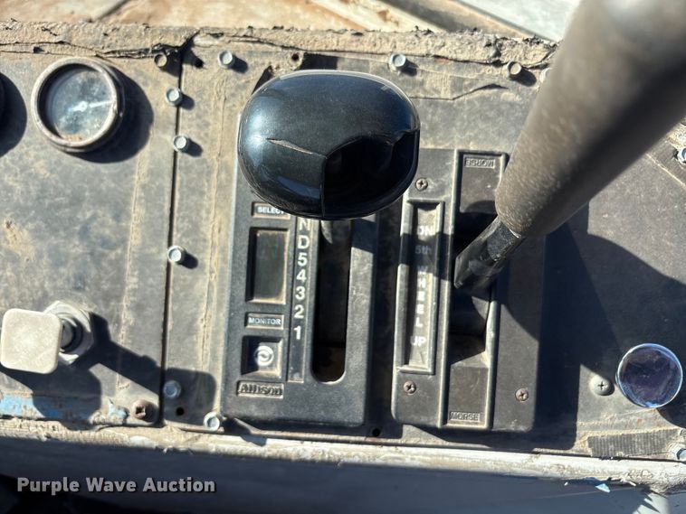 image for item YA1709 2012 Kalmar Ottawa yard truck