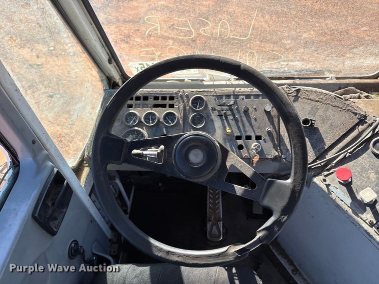 image for item YA1709 2012 Kalmar Ottawa yard truck