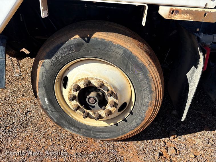 image for item YA1709 2012 Kalmar Ottawa yard truck