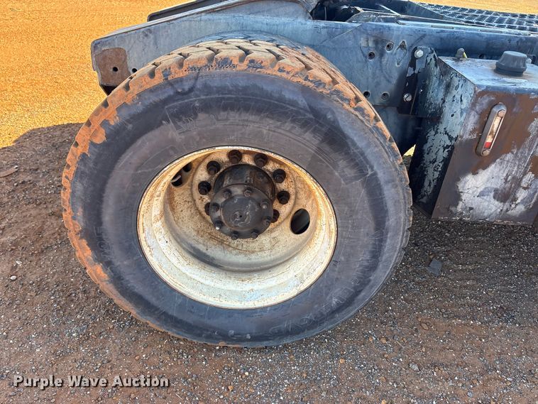 image for item YA1709 2012 Kalmar Ottawa yard truck