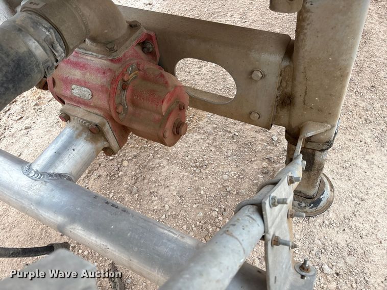 image for item YA1866 2013 Heil vacuum trailer