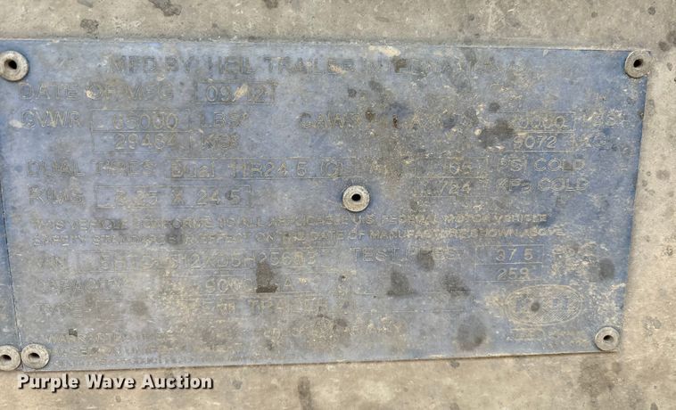 image for item YA1866 2013 Heil vacuum trailer