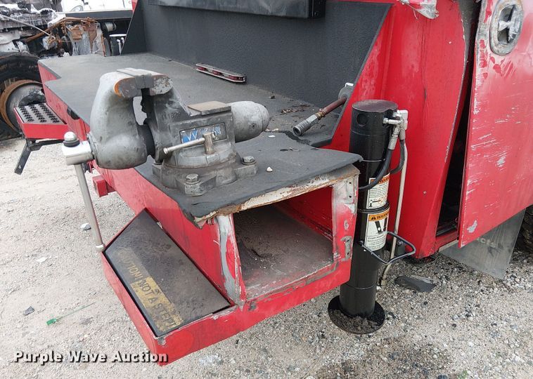 image for item YA1880 2023 Peterbilt 200 utility / service truck