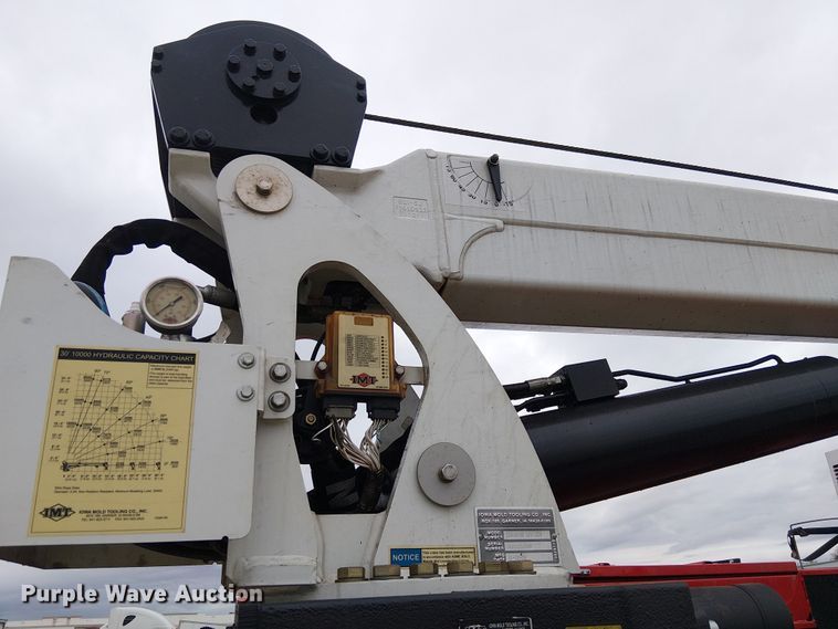 image for item YA1880 2023 Peterbilt 200 utility / service truck