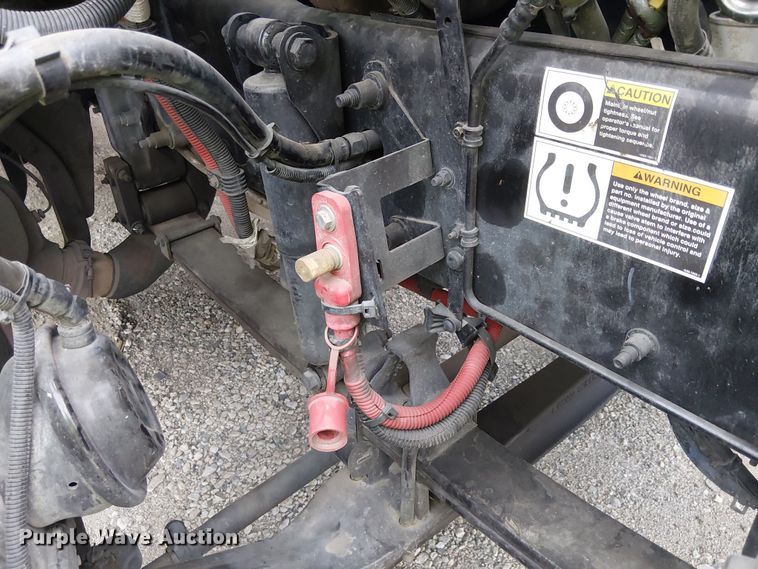 image for item YA1880 2023 Peterbilt 200 utility / service truck