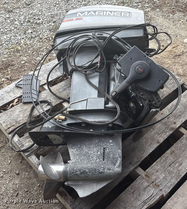 image for item EG8332 1994 Mariner 50 outboard boat motor