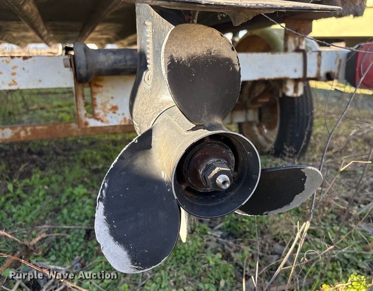 image for item EG8334 DuraCraft boat