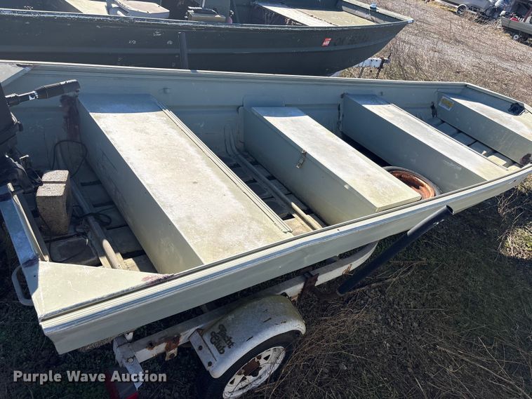 image for item EG8334 DuraCraft boat