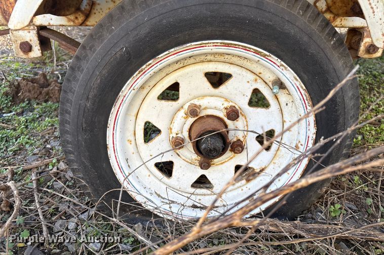 image for item EG8334 DuraCraft boat