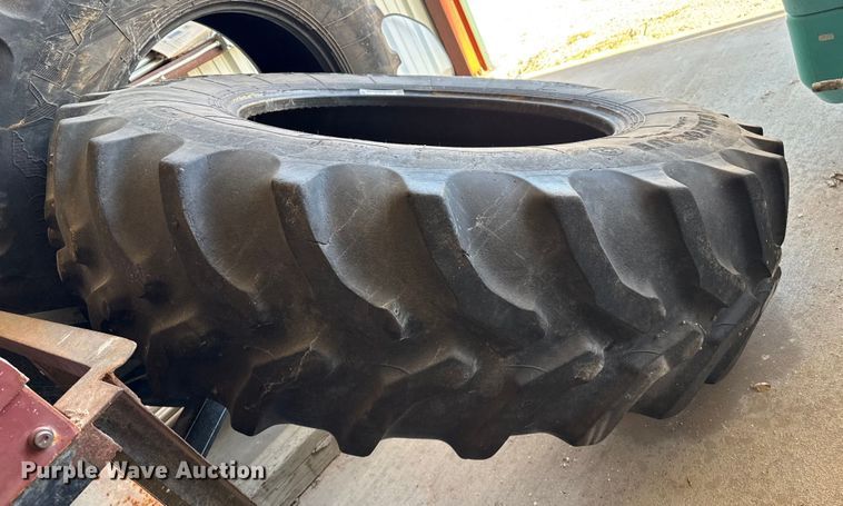 image for item EP2738 (2) 520/85R38 tires