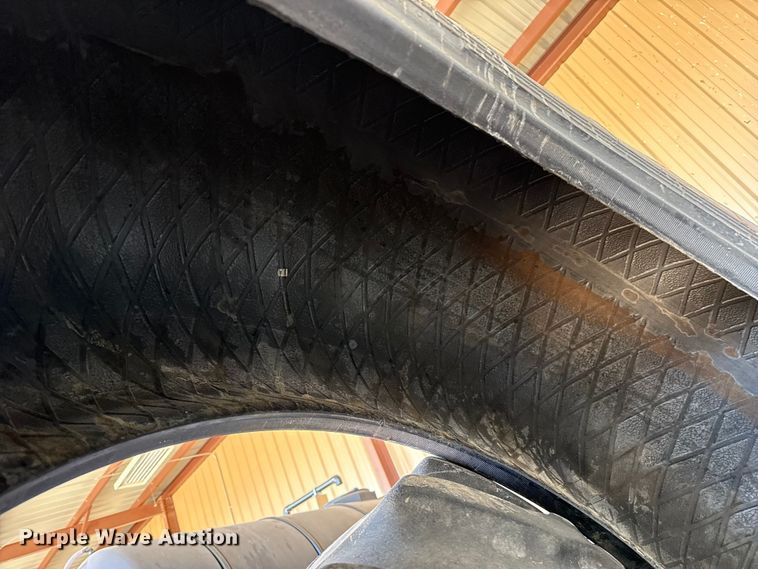 image for item EP2738 (2) 520/85R38 tires