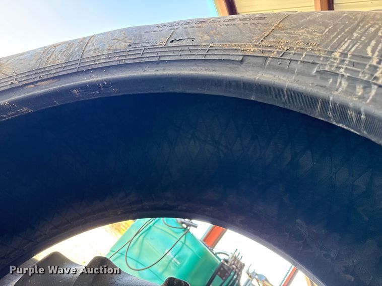 image for item EP2738 (2) 520/85R38 tires