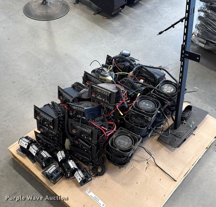 image for item ES5518 Police equipment