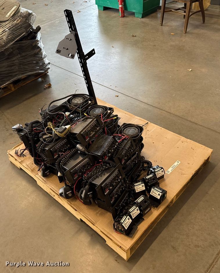 image for item ES5518 Police equipment