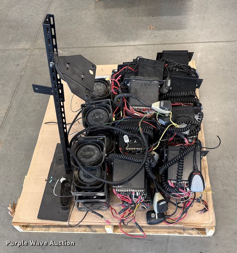 image for item ES5518 Police equipment