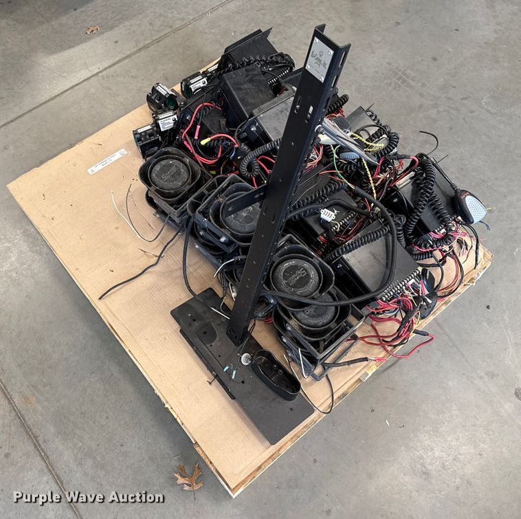 image for item ES5518 Police equipment