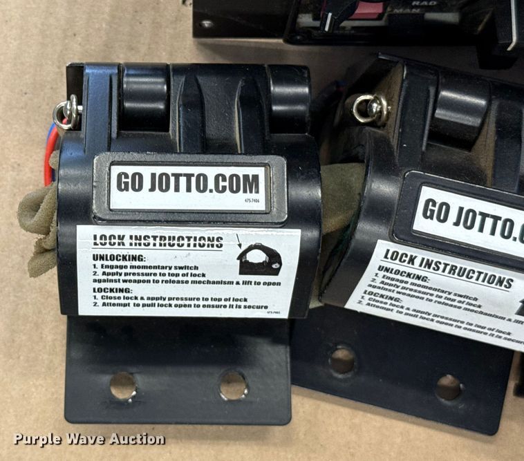 image for item ES5518 Police equipment