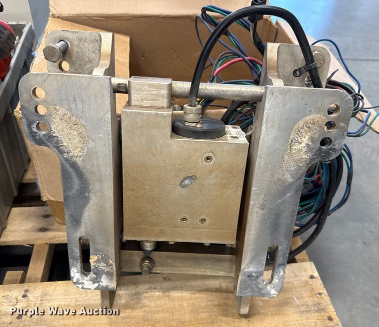 image for item ES5520 Tools