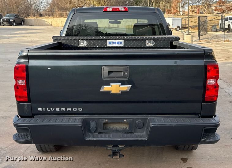 image for item ES5526 2018 Chevrolet Silverado 1500 Ext. Cab pickup truck